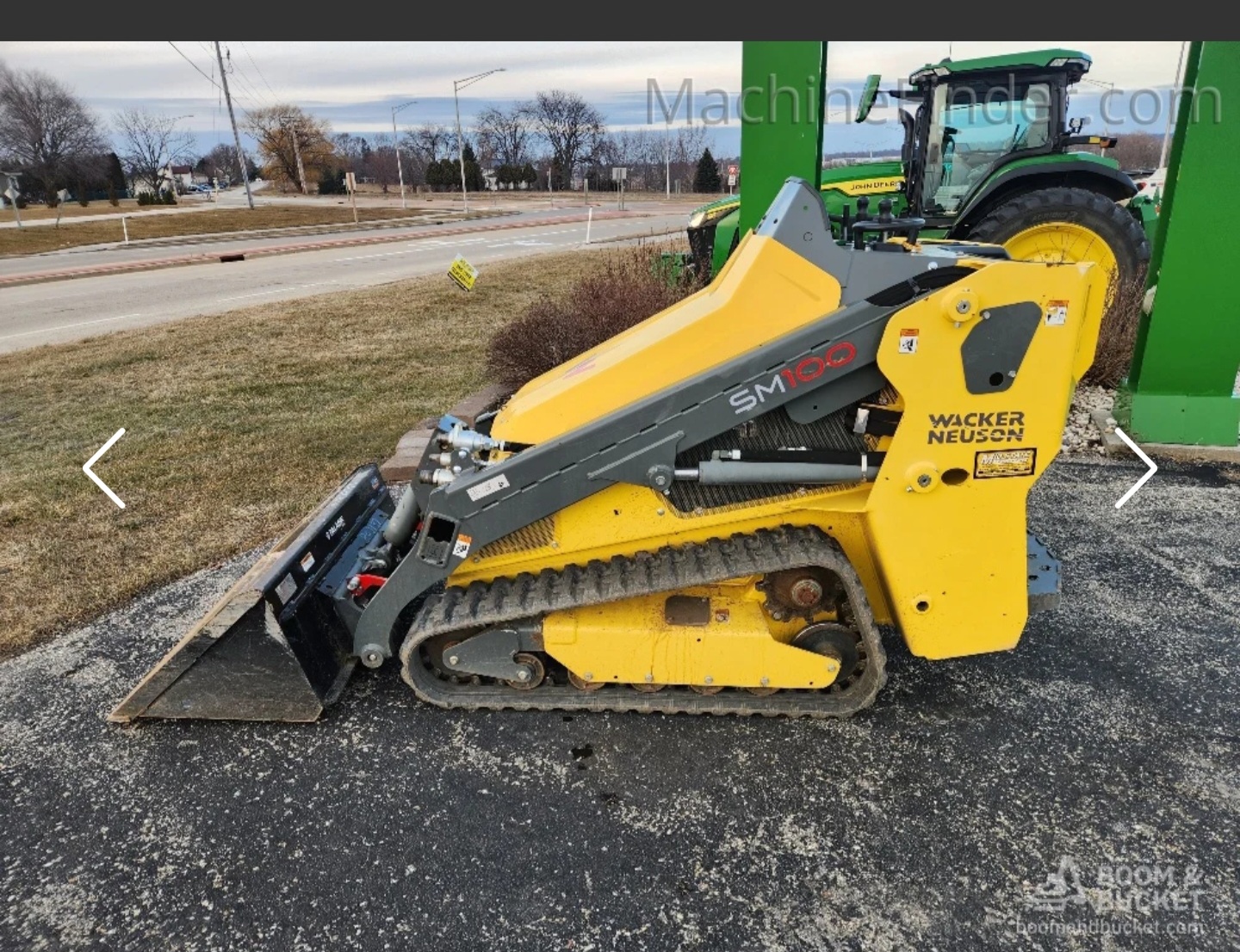 Wacker Neuson SM100 mini track loader